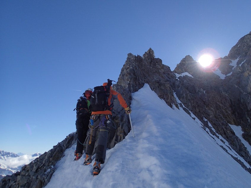 lever de soleil sur l'arête