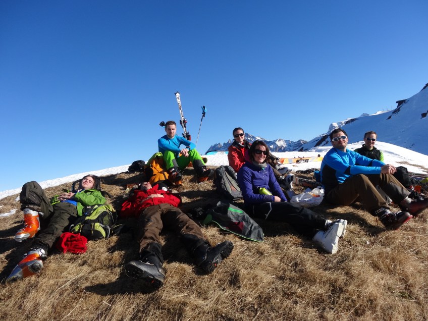 Pique-nique sur herbe.