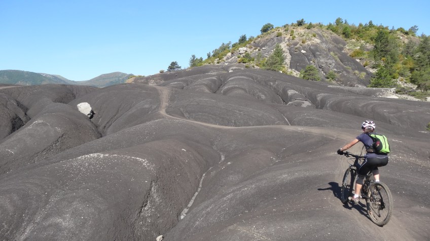 Maëlle ride les Terres Noires.